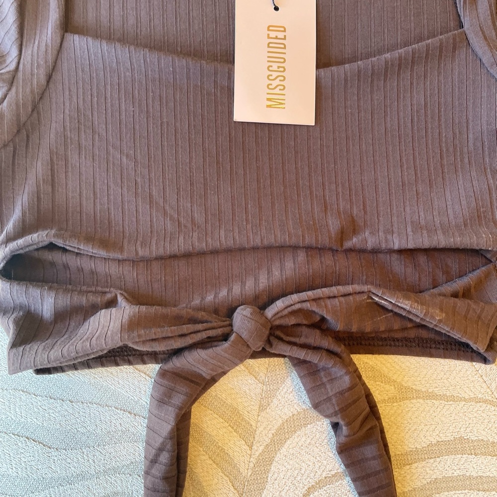 Missguided Crop Top - Picture 5 of 8